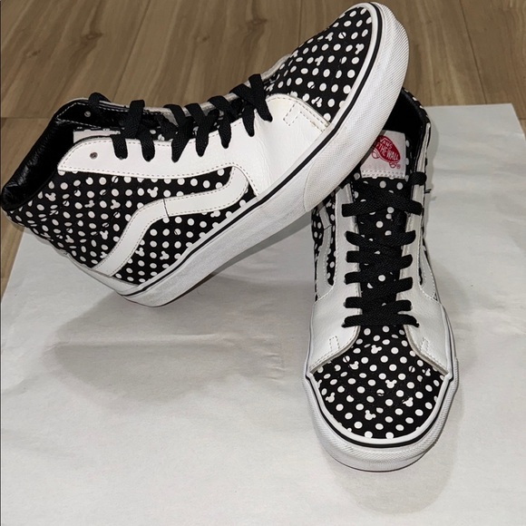 VANS Off The Wall DISNEY X Custom 2018 Mickey Silhouette Polkadots unisex Sz W 9 main image 3